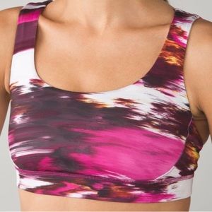 Lululemon energy Bra exhale pigment wind berry rumble size 6
